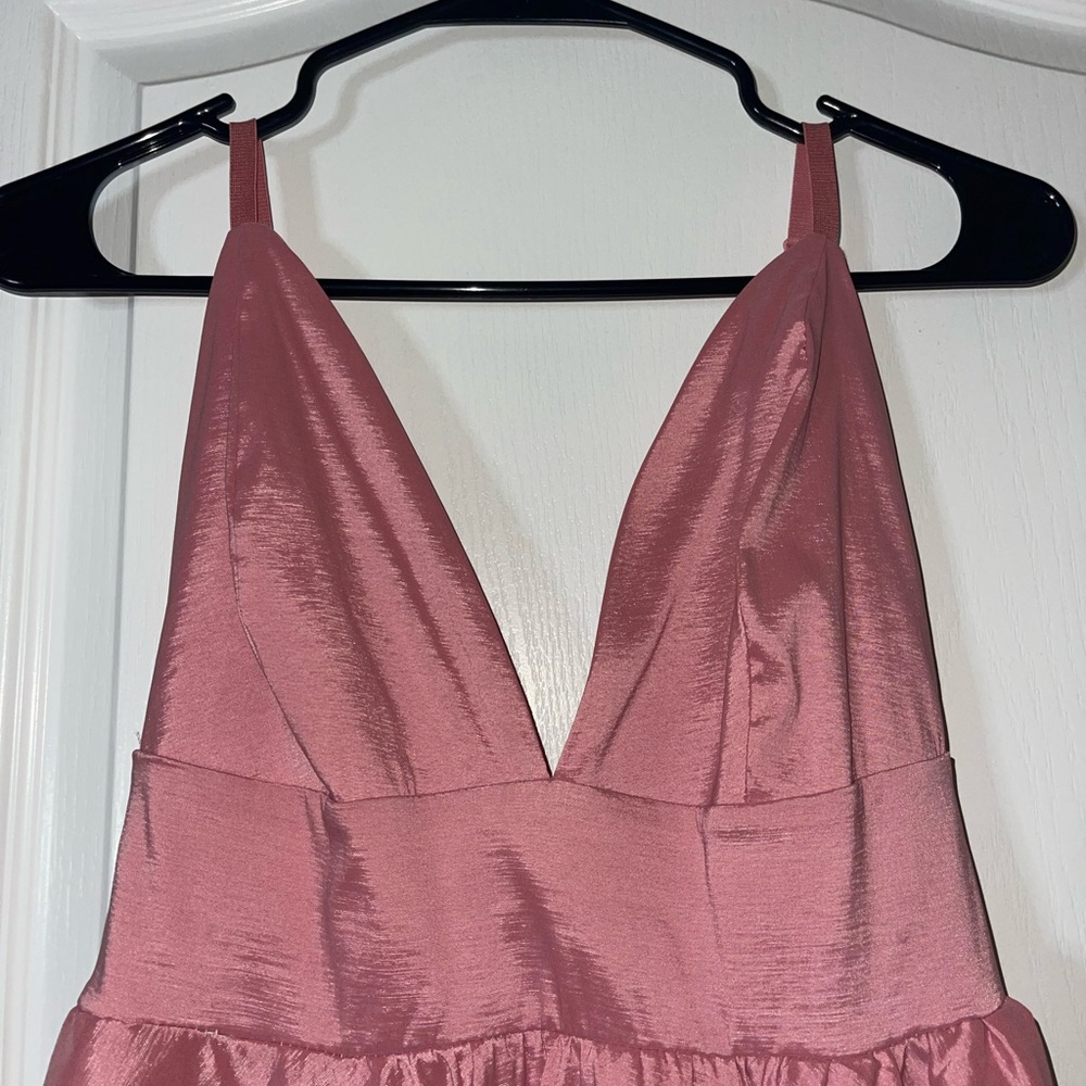 Elegant Pink Sleeveless Dress